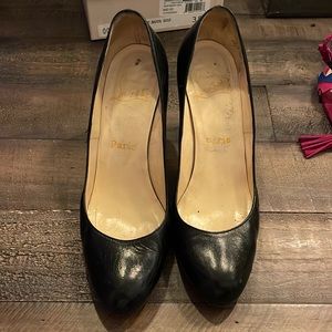 Christian Louboutin Black Pumps